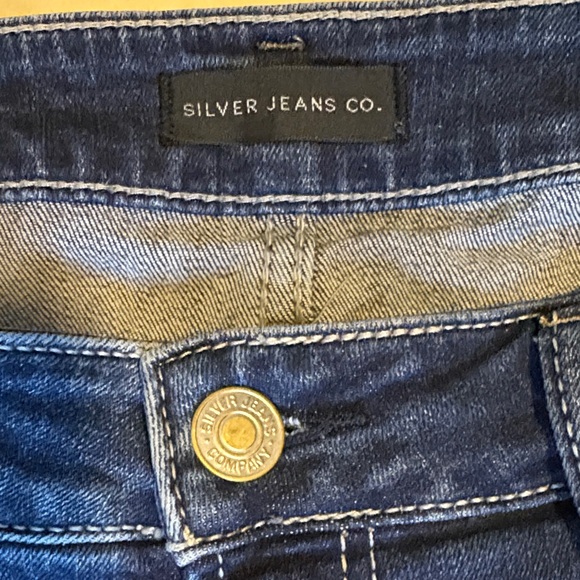 Silver Jeans Dark Indigo Women's Elyse Skinny 29 waist 29 inseam - Picture 2 of 5
